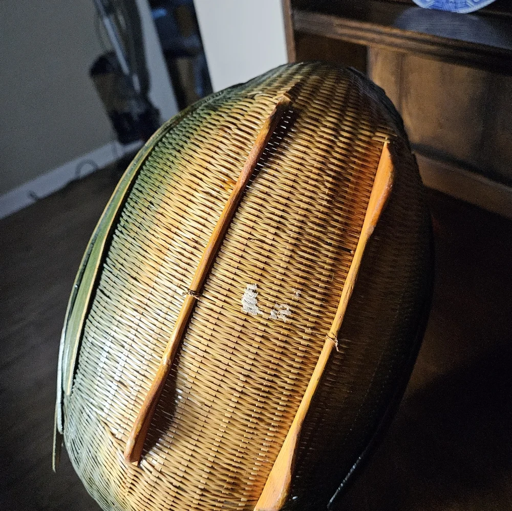 Vintage Canadian Duck Green and Orange Shaped Basket .